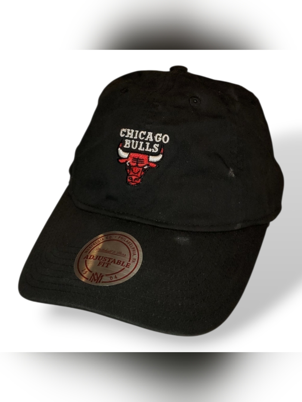 Mitchell & Ness Chicago Bulls Black Red Embroidered Dad Cap